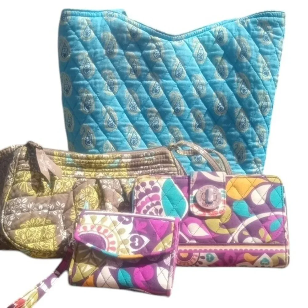 Vera Bradley | Bags | Vera Bradley 4pc Bundle Euc | Poshmark display picture 2